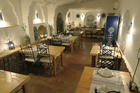 Hotel Al Alba Hammam & Restaurant
