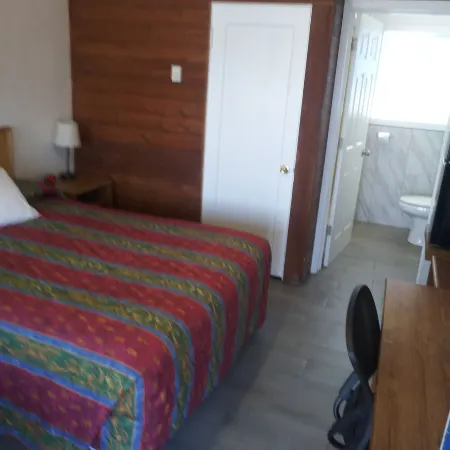 Southsider Motel