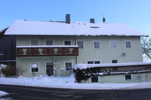 Gasthaus Zur Waldesruh Hotels in Cham