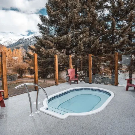 Lamphouse by Basecamp