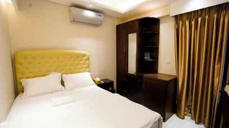 Dhaka Отели рядом со станцией Deventer Colmschate Railway Station