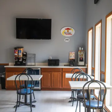 Super 8 by Wyndham Mountain Home