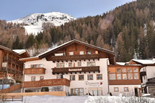 Wellness- Und Genußhotel Rosmarie Hotels in Schnals