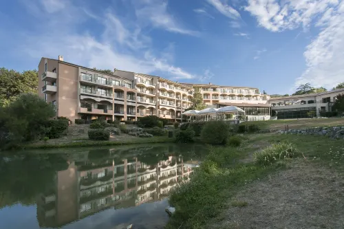 Domaine les Sources de Dieulefit Hotels in Le Poët-Laval