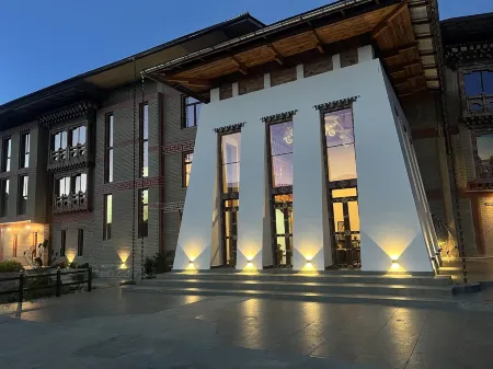 Willing Resort Отели в г. Тронгса