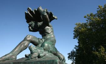 Amosa Liège City Centre Apart Regence 10