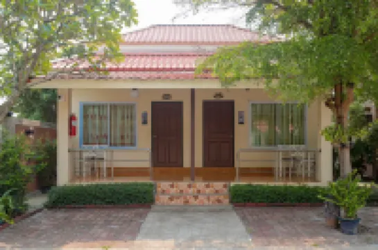 Pennaung Resort Hotels in Bueng Kan