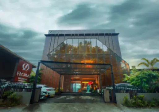 Flora Misty Falls Athirappilly Hotels in Pariyaram