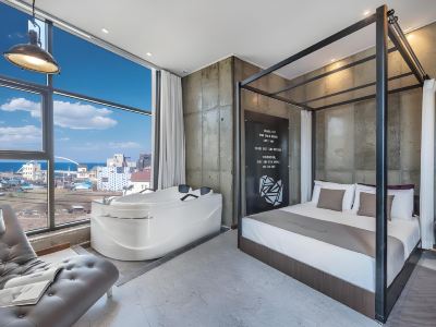 Gangneung Gyeongpodae S9 Beach Familyspa
