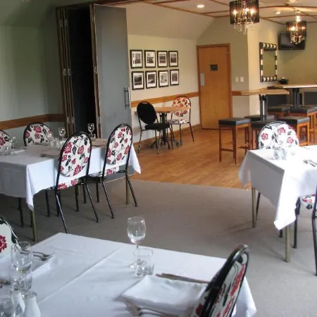 Masterton Motor Lodge Отели в г. Мастертон