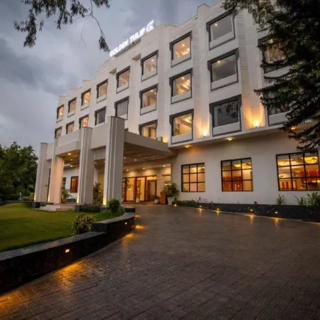 Golden Tulip Udaipur