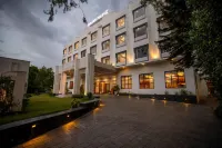 Golden Tulip Udaipur