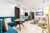 Homlee-Heaven in Hills 1BHK-Parking-Lift-Tapovan 裡希蓋什住宿飯店