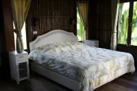 Maan Mek Talay Mok Resort