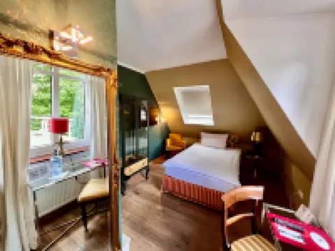 هوتل آشليز جاردن Hotels near جُلتسهايم