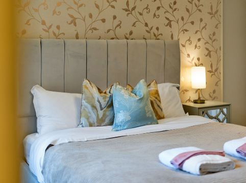 The Ivy Suite