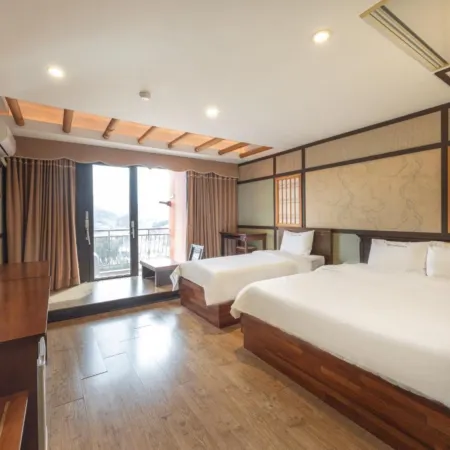 Dongbusan Oncheon Hotel Отели рядом с достопримечательностью «Пляж Имранг»