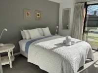 Chartres Retreat - sunny Arrowtown townhouse