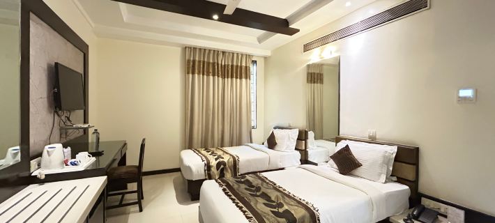 Hotel Royale Ambience Ξενοδοχεία στην πόλη Raipur