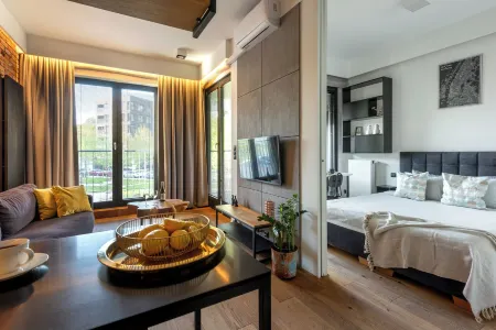 Apartamenty-Wroc Księcia Witolda Отели рядом с достопримечательностью «University of Wrocław»