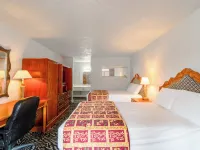 Castle Inn & Suites by OYO Lawton Hotels in Comanche County