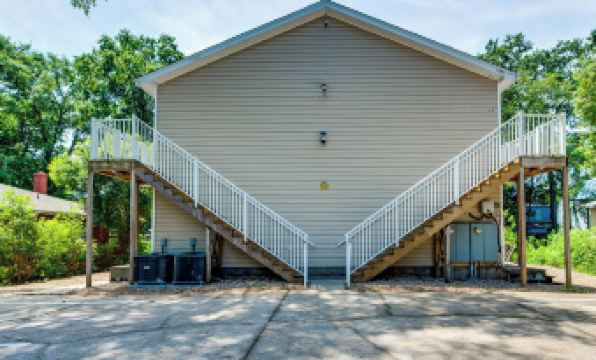 Universities, Parks & More: Getaway in Tallahassee