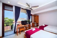 Riverside Plum Garden Villa Hotels in Duy Phuoc