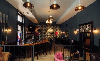 The Oliver Inn
