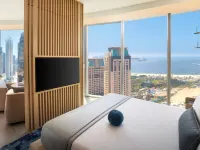 Ciel Dubai Marina, Vignette Collection by IHG, the world’s tallest hotel. Отели рядом с достопримечательностью «Торговый центр The Beach»