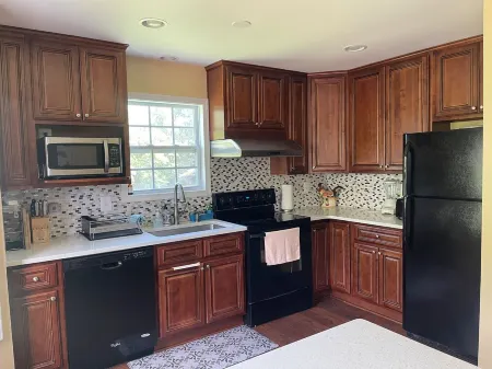 Comfy Vacation Retreat Отели рядом с достопримечательностью «Квантико Паркинг Лот»