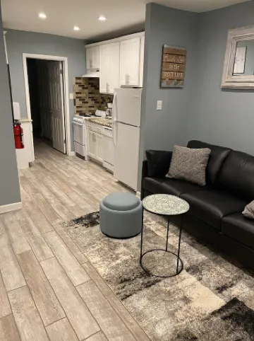 Only steps to the sand!