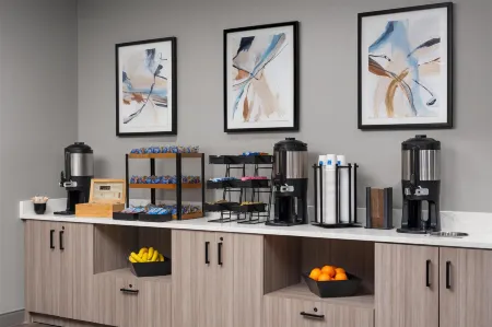 Hyatt Studios Mobile/tillmans Corner