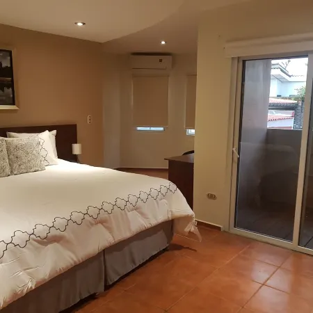 All Days Inn and Out Отели в г. Антигуо Кускатлан