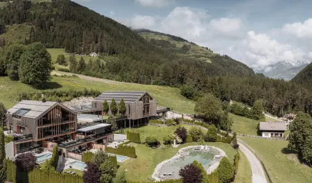 Chalet Purmontes Отели в г. Chienes