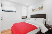 Enjoy Paradise Hot Tub, Bike & Beach Equipment! - balcony