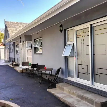 Utopia Guest House Отели в г. Альбертон