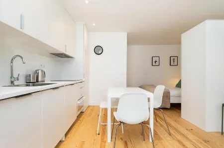 Belem Design Studio 1 by Homing Отели рядом с достопримечательностью «Jardim da Praca do Imperio»