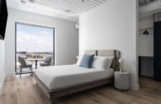 Studio Haus East 6th Austin by Kasa