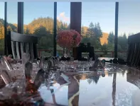 THE ONLY LUXURY RIVER FRONT PROPERTY ON THE ELK RIVER. 10 min to beach & town!