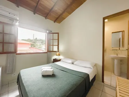 Geko Pousada Paraty Отели рядом с достопримечательностью «Centro Cultural SESC Paraty»