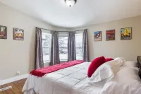 Chic Home in Downtown Driggs!