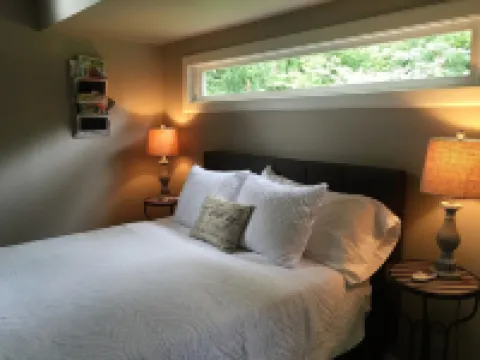 The Decatur City Cottage/short Walk To Square
