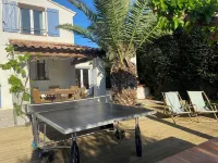 Lou Paradou, large village house, close to beaches Hotels in Le Pradet