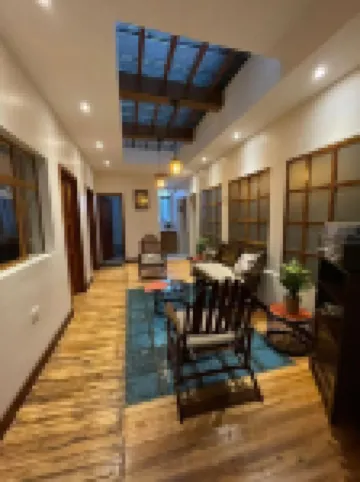 Spacious 3-bedroom condo in marvelous Cuenca with WiFi