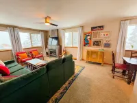 3/3 Townhome in Fraser just steps from the Black line!