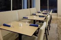 明尼阿波利斯伊根希爾頓花園飯店 - 早餐
