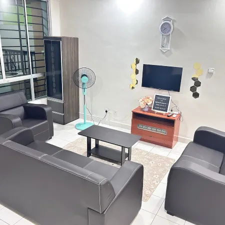 Homestay Singgah Manis Keningau. Near Keningau Town Отели в г. Interior Division