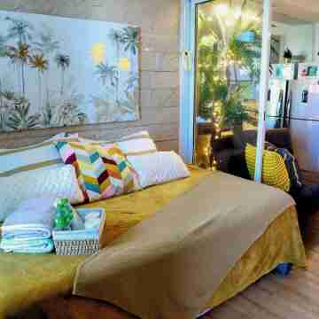 Azure Urban Resort Residences Staycation by Solace Peak 1 bedroom with parking Rooms