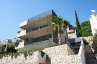 Villa Atreeum & Eleven