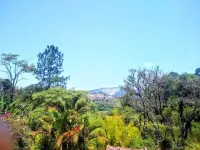 Picturesque Inn Casa Amarela